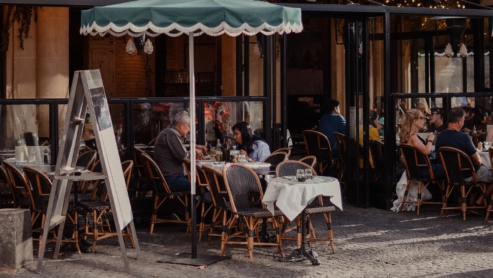 Olandezii, tot mai atrași de cafenelele cu canabis. Creștere semnificativă a afacerilor 