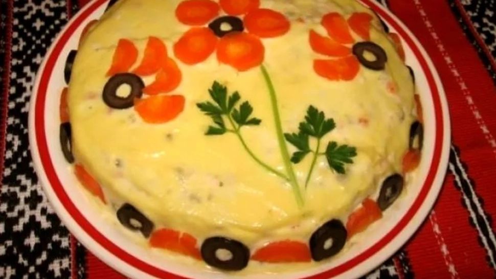 Ce să NU mai pui în salata de boeuf. Toate gospodinele fac această greșeală