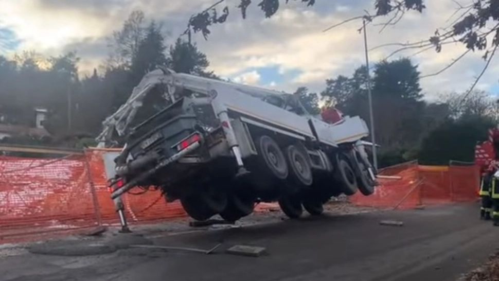 FOTO + VIDEO | Sfârșit tragic pentru un român stabilit în Italia: A murit pe șantier, strivit de un utilaj