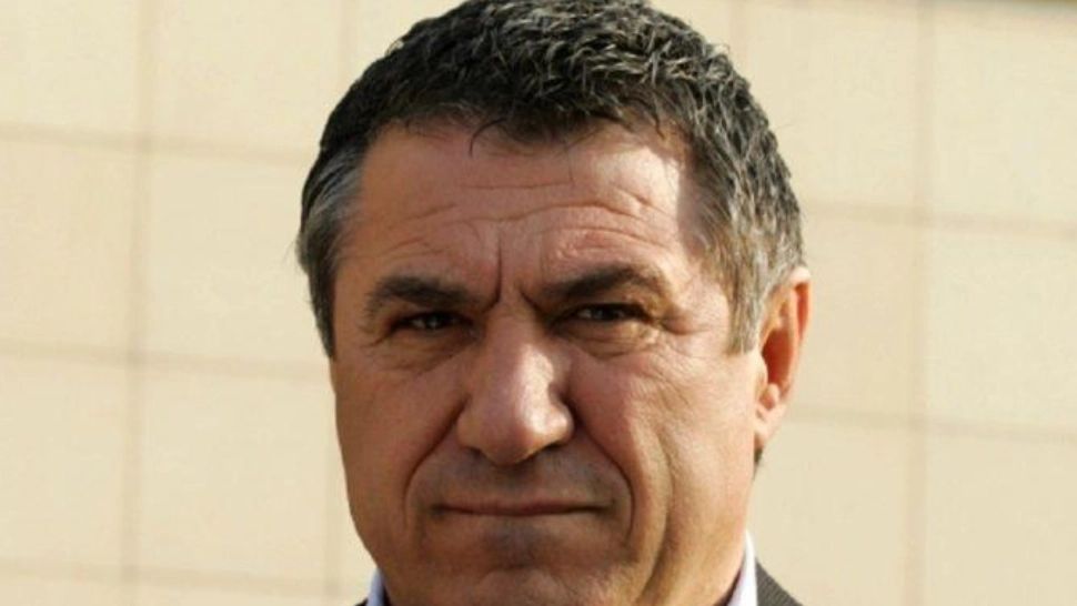 Un tânăr a sunat la 112 pentru că ar fi fost agresat de Victor Becali! SCANDAL URIAȘ