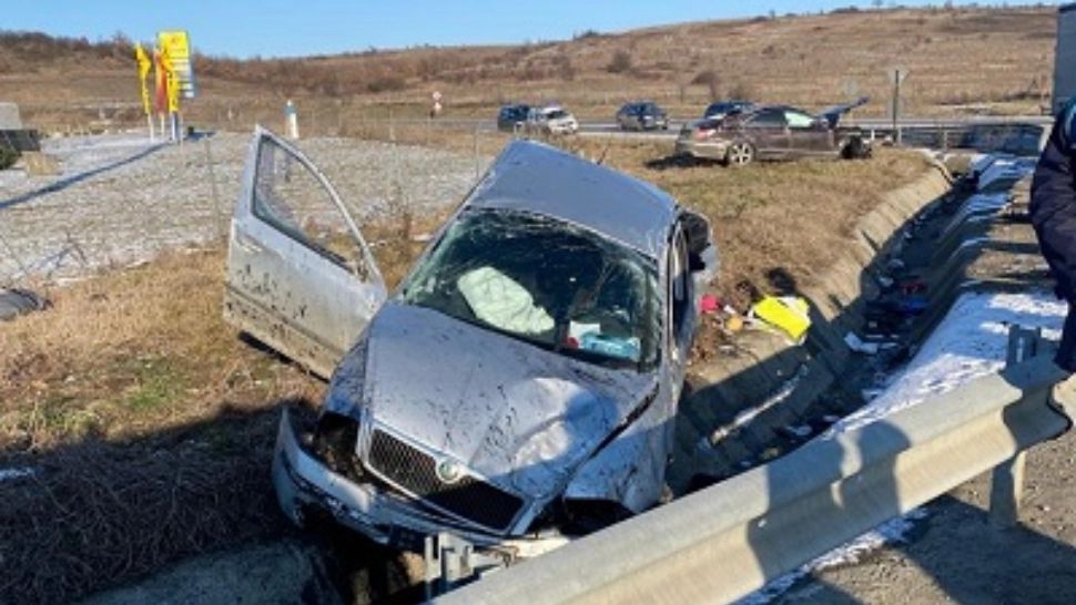 Accident CUMPLIT provocat de un tânăr de 19 ani: 4 persoane, printre care şi o fetiţă de 10 ani, RĂNITE. Șocant! Ce mesaj a lăsat înainte de a pleca de acasă