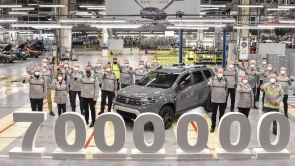 Uzina Dacia Mioveni a produs modelul cu numărul 7.000.000