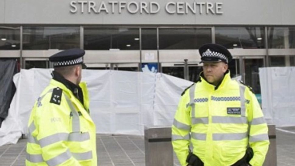 Tânăr român, înjunghiat mortal la Londra. Familia este în șoc. Cine este ucigașul băiatului 