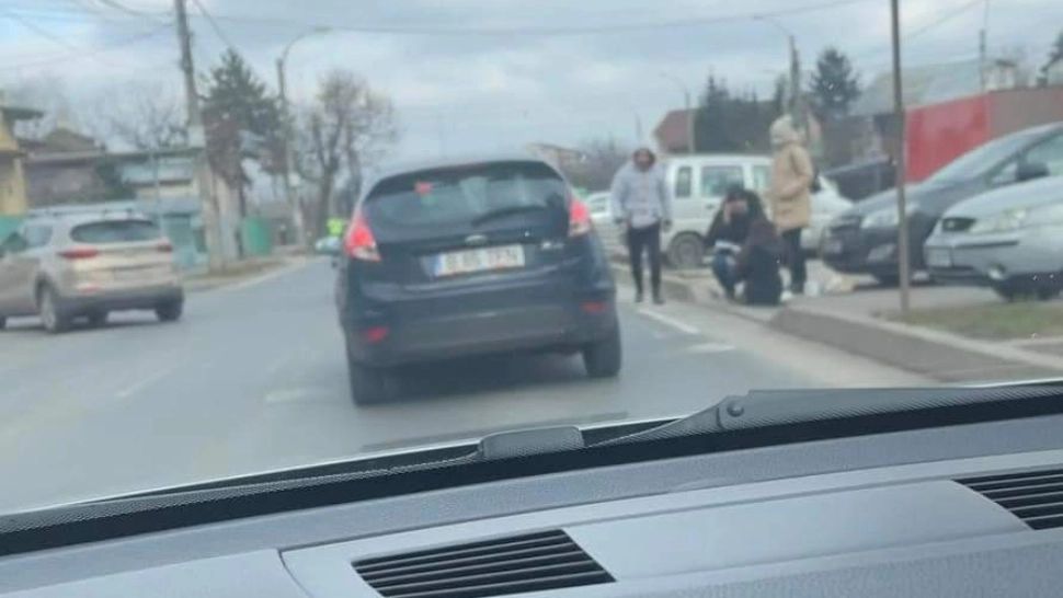 FOTO Mașină de poliție, implicată într-un accident TERIBIL, în Capitală! Victimele sunt copii. Unul dintre ei a DECEDAT 