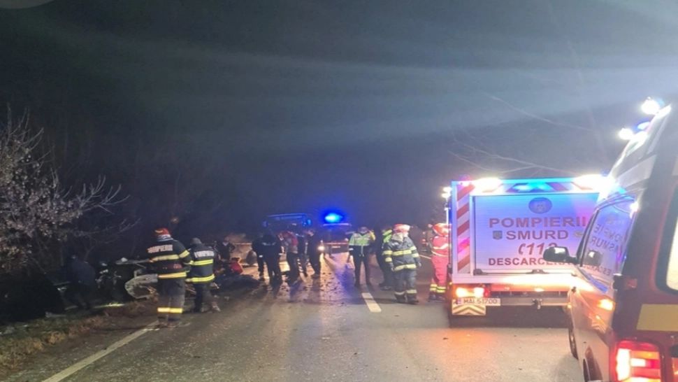 Accident cumplit în Mehedinţi: 3 morți și 4 răniți, în urma unui impact devastator 