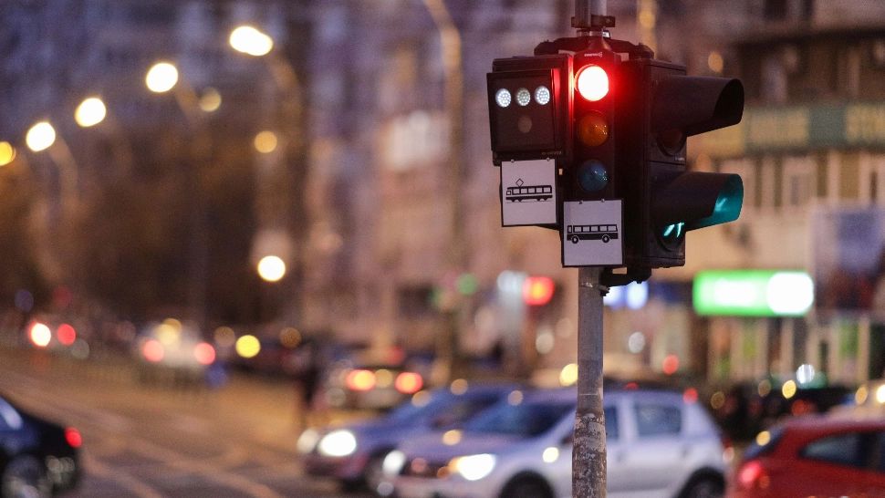 GREVĂ în București și VINERI - Șoferii refuză să revină pe traseu. Nicușor Dan anunță controale LA SÂNGE la STB