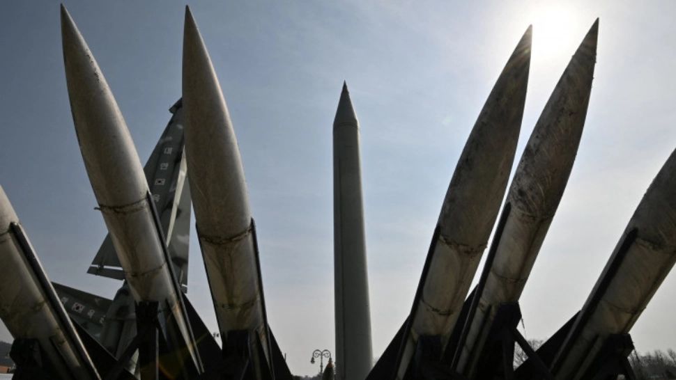 Rachetele Nord-Coreene au perturbat traficul AERIAN din vestul SUA. Avioanele au rămas la sol 