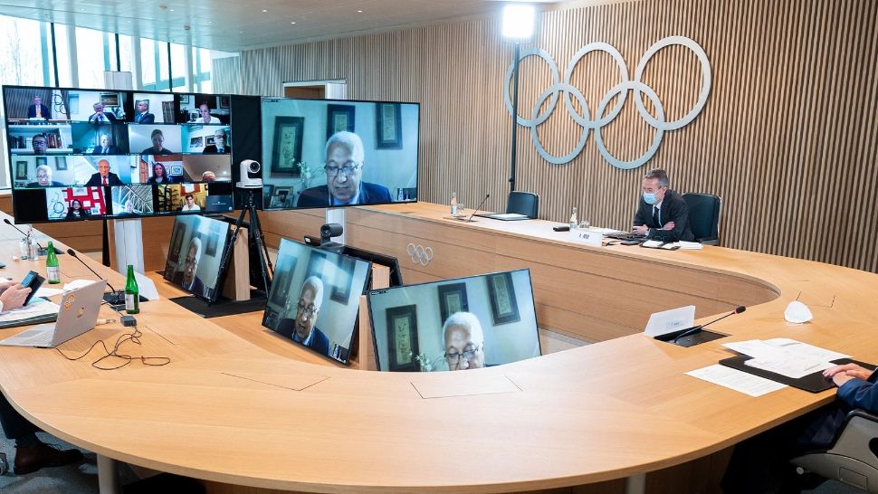 Jurnaliștii de la Olimpiada de Iarnă vor folosi laptopuri noi-nouțe, pe care le vor ARUNCA apoi. Care este MOTIVUL