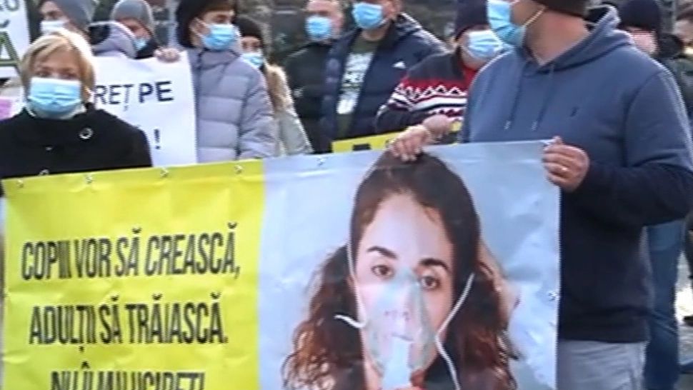 DISPERARE fără margini a pacienților cronici: Medicamentul care ar putea SALVA VIEȚI, inaccesibil. Oamenii cer ajutor guvernanților