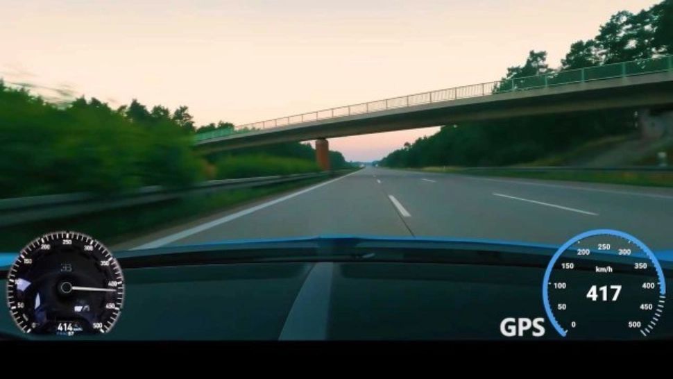 VIDEO Le-a dat clasă miliardarilor români. A gonit cu 417 km/h pe o autostradă din Germania