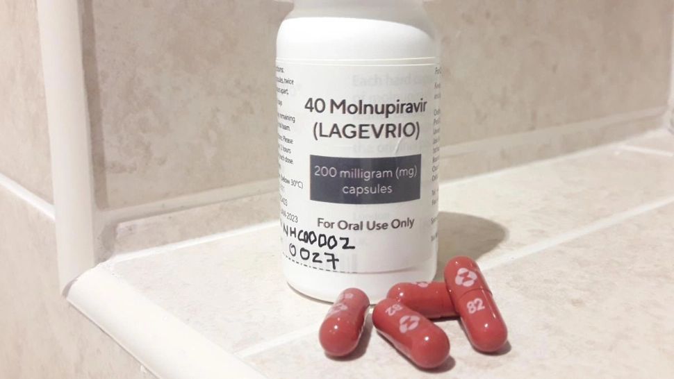 Alexandru Rafila, anunț despre prima pastilă de tratare a COVID-19 - CÂND ajunge Molnupiravir în România