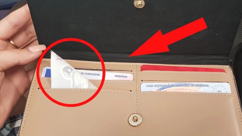Ce se întâmplă dacă ții o bancnotă împăturită triunghi în portofel