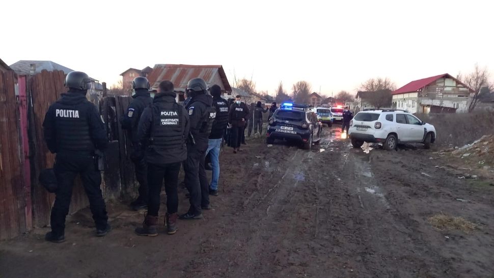 Noi REVOLTE în orașul terorizat de clanuri: Oamenii vor ieși din nou pe străzi - Complicii criminalului din Bolintin sunt în libertate