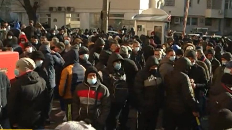 PROTEST la STB, amenințări cu GREVA: Peste 700 de oameni cer demisia directorului regiei - Capitala poate intra în BLOCAJ