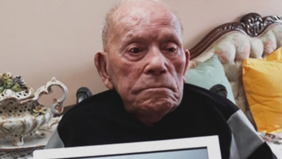 A murit cel mai în vârstă bărbat, cu puțin timp înainte să împlinească 113 ani. Cine era Saturnino de la Fuente Garcia