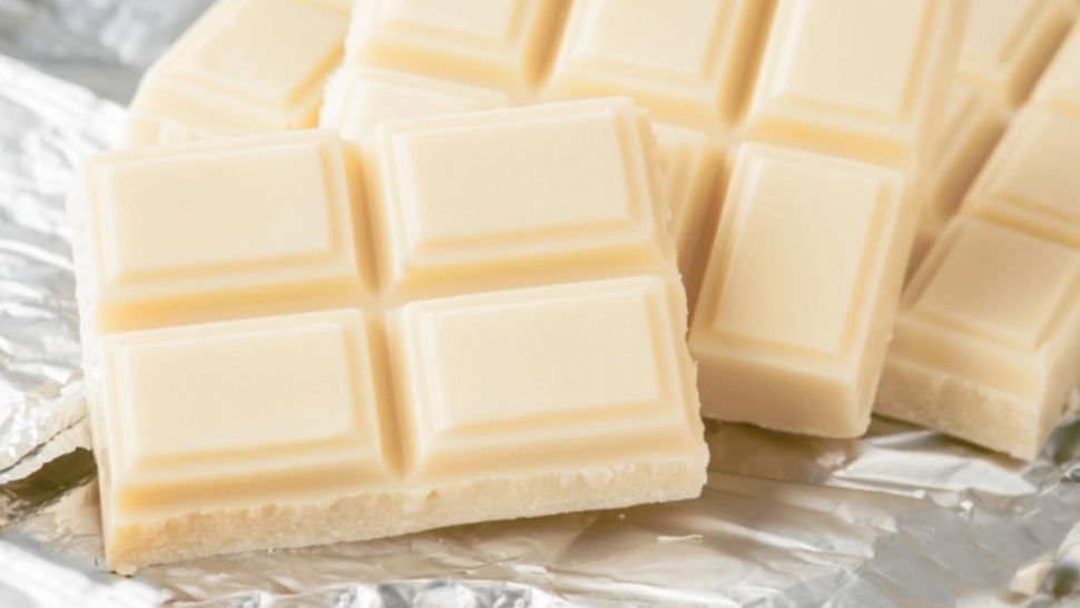 Din ce este făcută, de fapt, ciocolata alba. Nu vei mai cumpăra niciodată