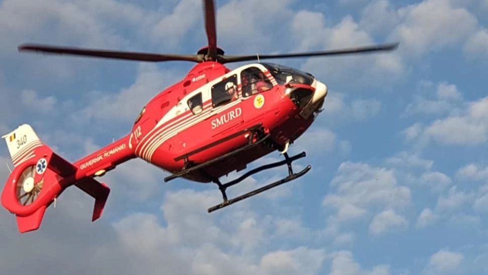  Biciclistă rănită GRAV pe DC77, în județul Dâmbovița. Intervine elicopterul SMURD