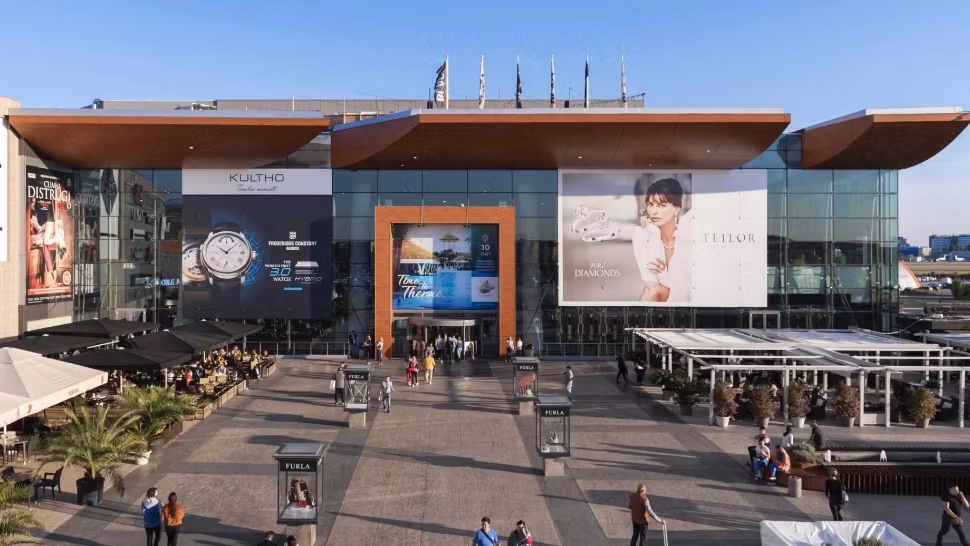 Alerta cu bombă la Mall Băneasa, FALSĂ - Conducerea le-a cerut vizitatorilor scuze pentru disconfortul și neplăcerile cauzate