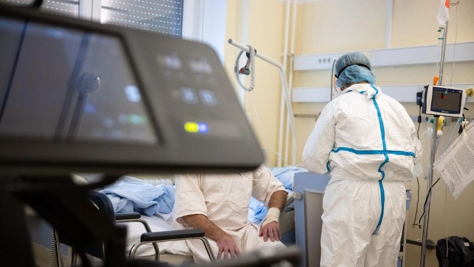 Bilanț coronavirus 12 ianuarie. Încă 8.600 de cazuri noi de coronavirus. Câte DECESE s-au raportat OFICIAL