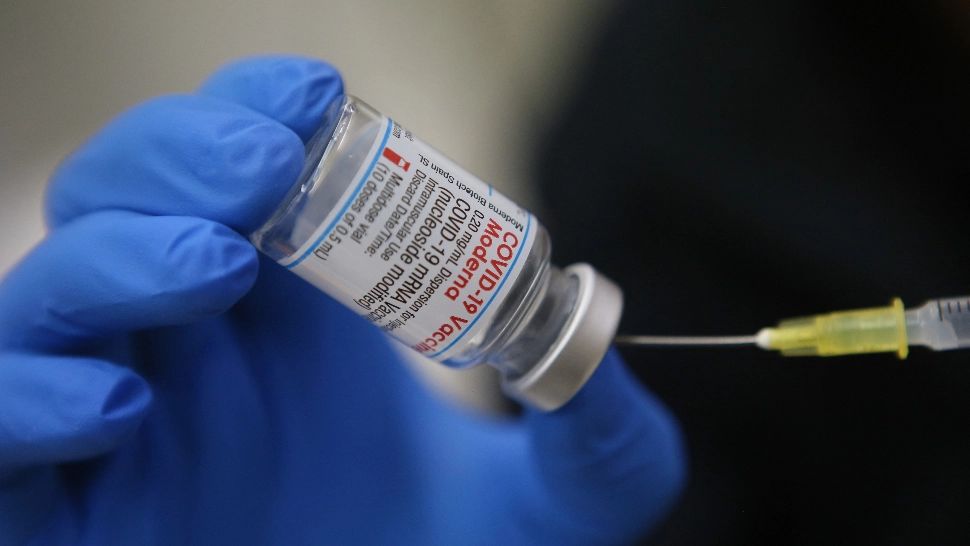 Restricții dure în Grecia. Angajaţii sanitari care nu se vaccinează până la 31 martie vor fi CONCEDIAŢI