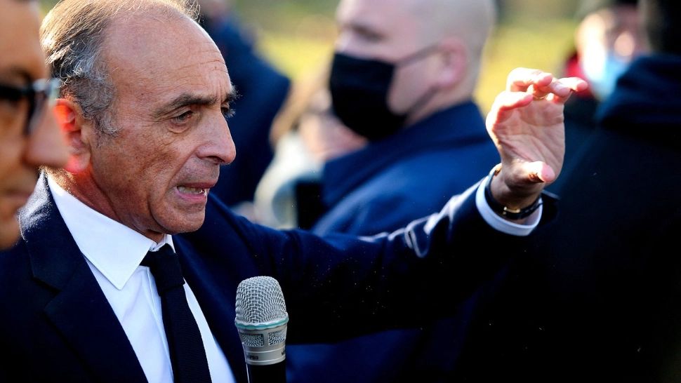 Eric Zemmour, candidatul de extremă dreapta la prezidențialele din Franța, găsit VINOVAT de discurs care instigă la ură