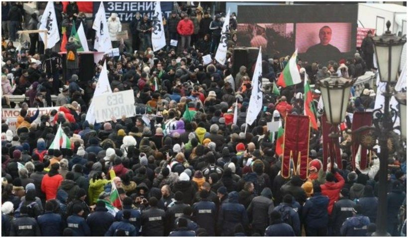 VIDEO | Proteste masive în Bulgaria din cauza măsurilor anti-COVID 