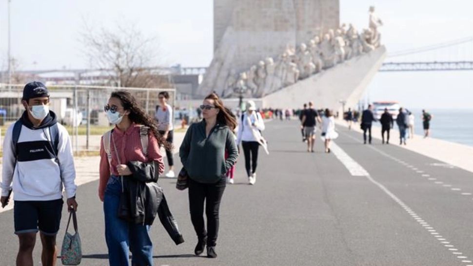Guvernul portughez relaxează restricţiile, încurajat de numărul redus de spitalizări