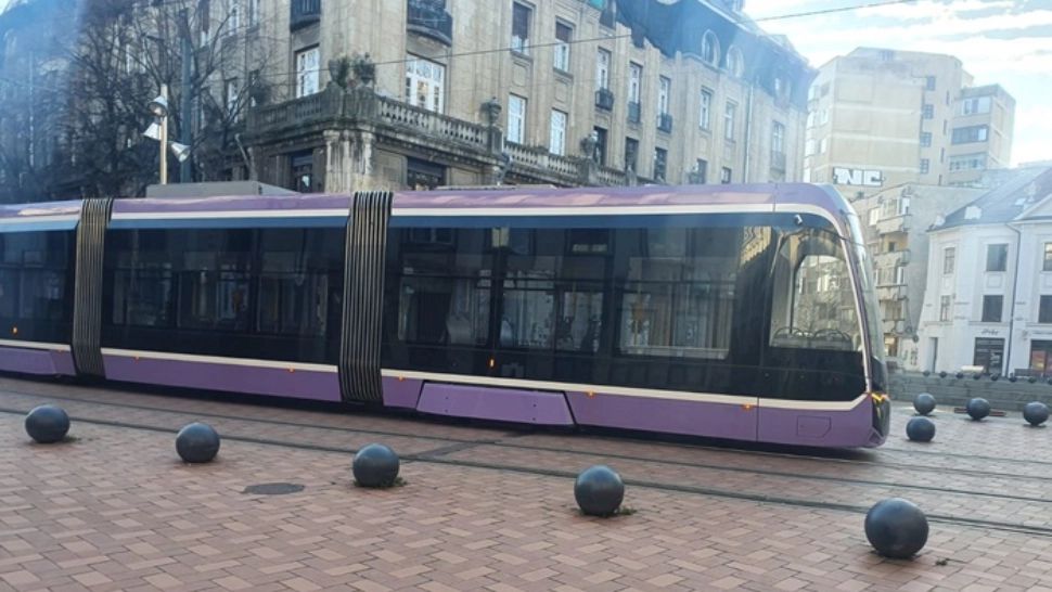 FOTO | Tramvai blocat pe linie, în Timișoara. Echipajele au intervenit rapid