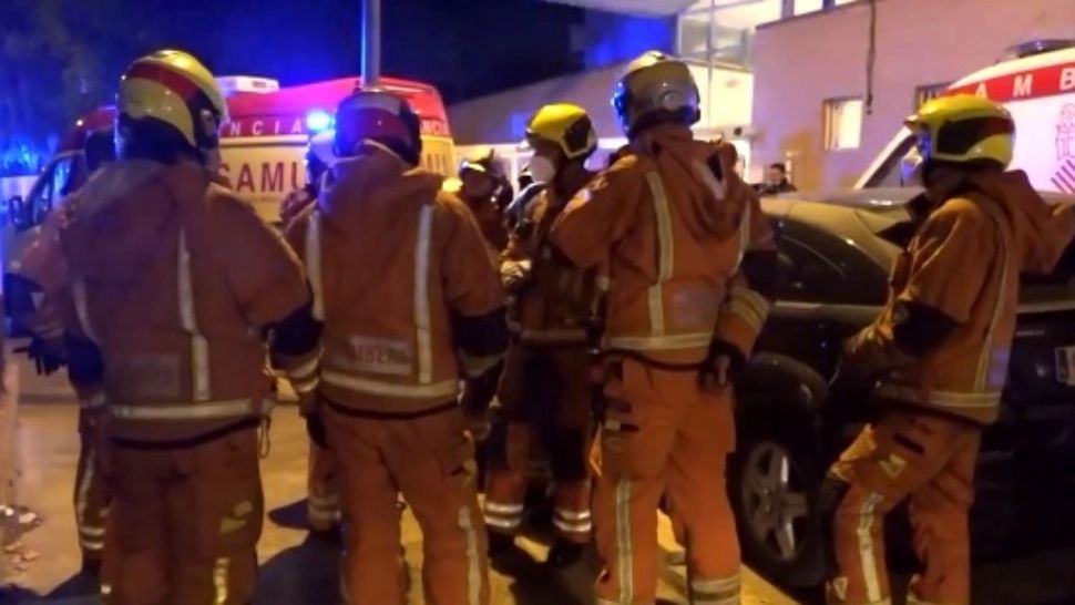 VIDEO | Azil de bătrâni, mistuit de incendiu, în Spania. Cel puţin 6 persoane au murit în flăcări