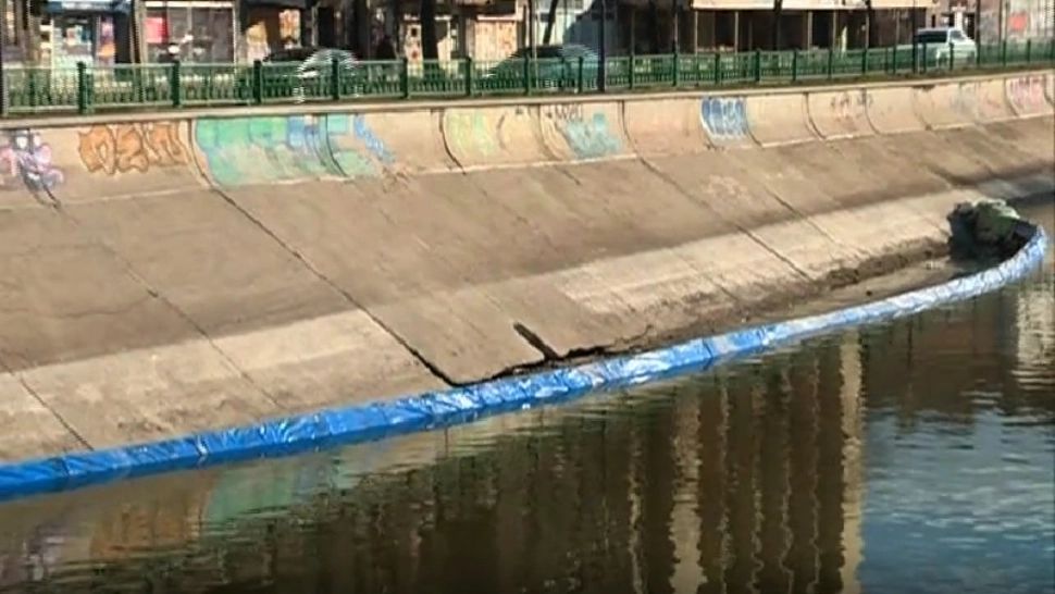 Situație de URGENȚĂ în centrul Capitalei! Infiltrații puternice, PERICOL de surpare a șoselei: când se vor lua  MĂSURI