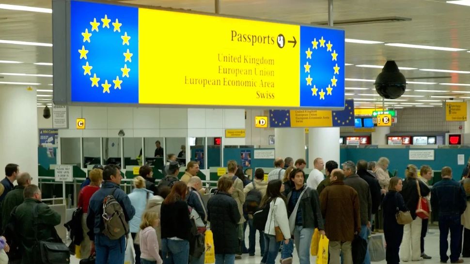 DECIZIE mult așteptată! UE își va redeschide FRONTIERELE pentru toți călătorii VACCINAȚI. Care sunt condițiile impuse 