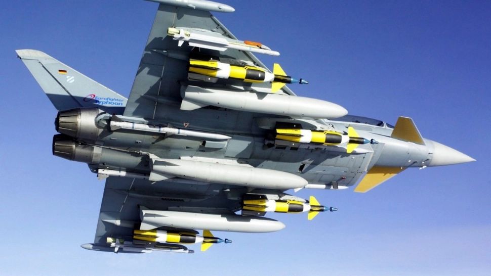 ALERTĂ deasupra MĂRII NEGRE! Avioanele Eurofighter intervin 