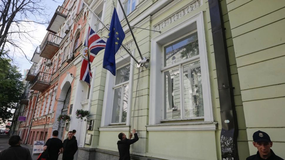 Ambasada britanică se mută de la KIEV! Marea Britanie cheamă cetățenii englezi acasă 