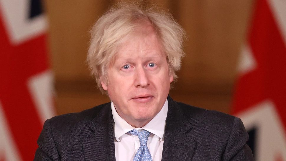 Boris Johnson susţine că Rusia ar putea folosi ARME CHIMICE în Ucraina: „Mi-e teamă că este un guvern cinic, barbar”