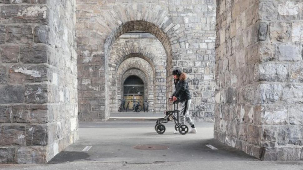 VIDEO | Premieră mondială în lumea medicală: Implant minune, paralizie vindecată