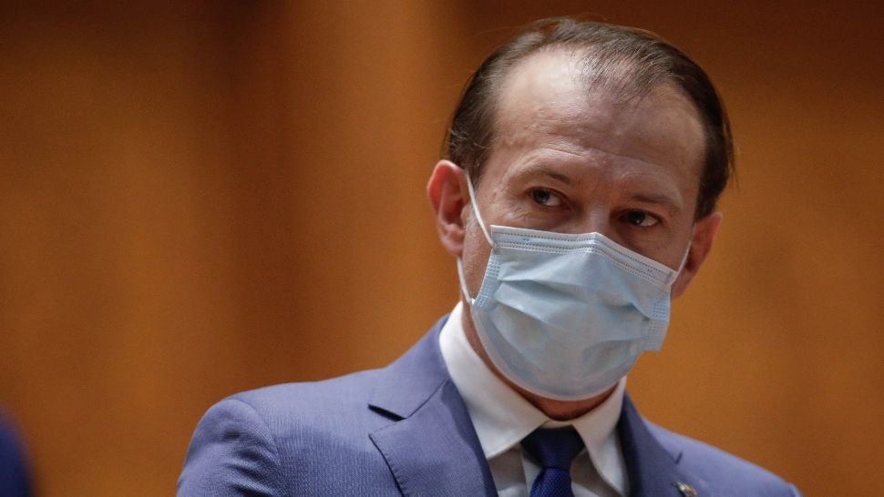 Florin Cîțu consideră că cifrele din Valul 5 nu diferă cu mult de cele din Valul 4. Ce spune despre Certificatul verde