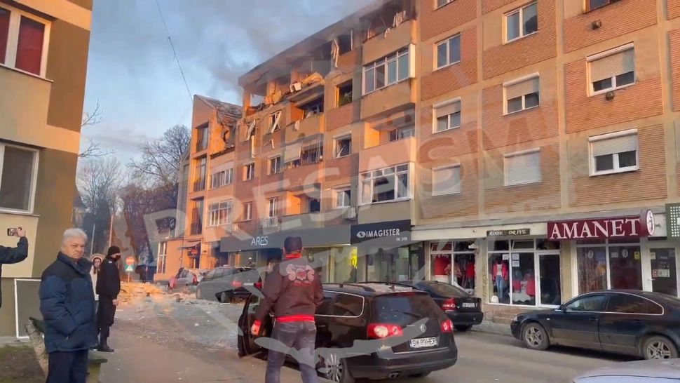 VIDEO | Explozie devastatoare într-un bloc din Satu Mare: 11 victime - A fost activat PLANUL ROȘU