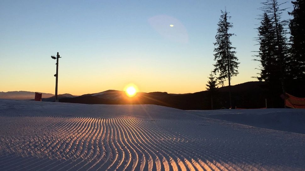 Protest pe pârtiile din Păltiniș. Oamenii sunt revoltați de indiferența autorităților