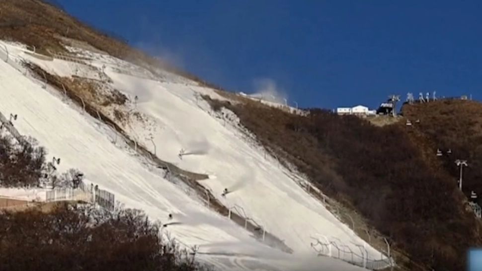 VIDEO | Sporturile de iarnă, afectate de încălzirea globală. Zăpadă artificială la Jocurile Olimpice