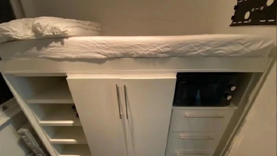 Garsoniera de 11 metri pătrați din Cluj are un adevărat "rival" în Londra: spațiul este cu aproximativ 36% mai mic