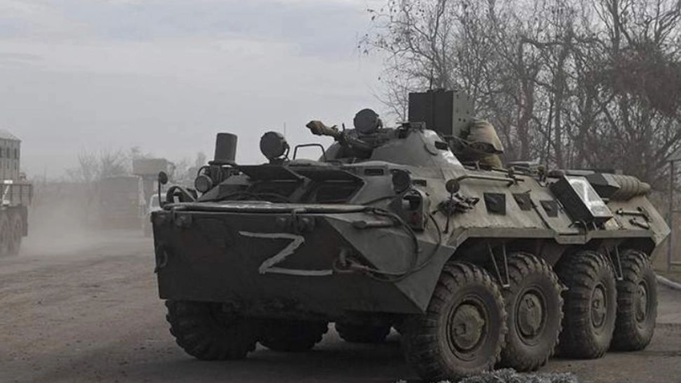 Imagini din infern. O coloană de blindate rusești, distruse de ucraineni, în apropiere de Kiev - VIDEO