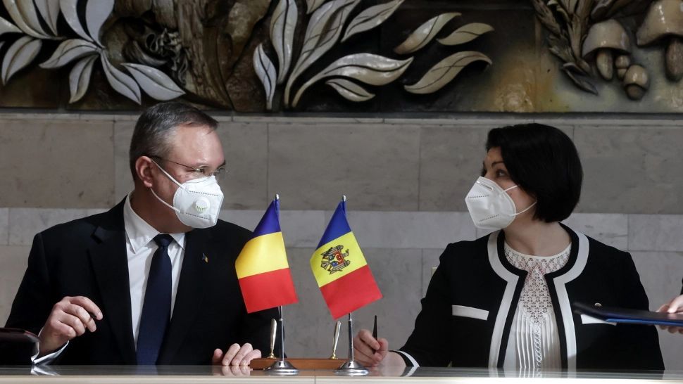 Ciucă: România susţine în mod practic eforturile Republicii Moldova de reformă şi apropiere de comunitatea europeană