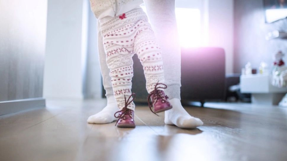 Șanse slabe supraviețuire pentru copilul de doar 2 ani, bătut cu bestialitate de părinți. Anunțul făcut de medici