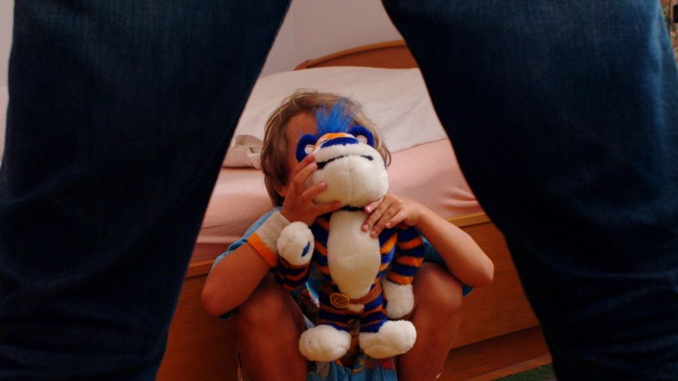 Ministerul Justiției, MESAJ împotriva proiectului care trimite la inchisoare violatorii de copii: „Are grave deficiențe”