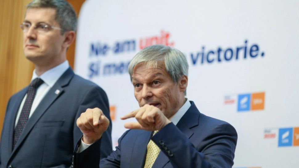 Dezintegrarea USR - Barna și Cioloș sunt la cuțite - Șeful partidului amenință cu plecarea, Drulă intervine dur și vrea să preia frâiele formațiunii