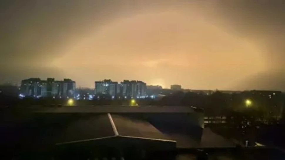 EXPLOZIE în sud-estul Ucrainei la miezul nopții - A fost vizată o mare conductă de gaz din Lugansk | VIDEO