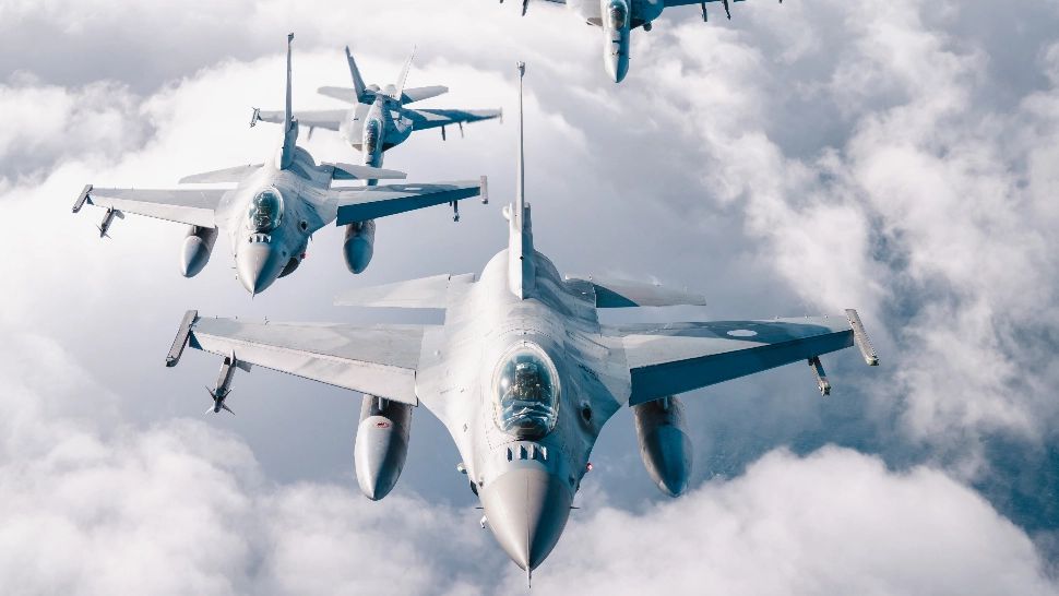 Amenințarea conflictului Rusia-Ucraina. Zboruri de antrenament româno-americane