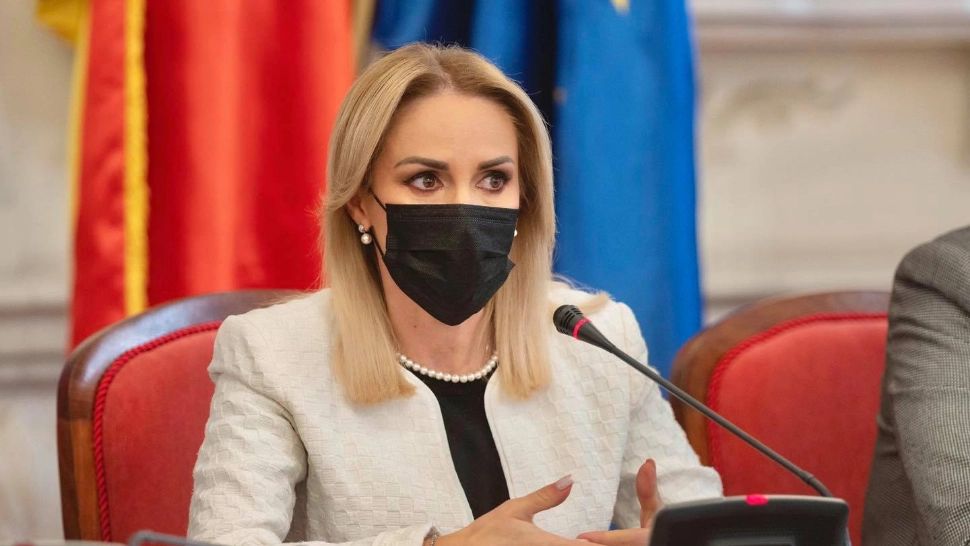 Gabriela Firea: „Copiii trebuie ajutați să nu renunțe la școală și să nu se mai culce flămânzi"
