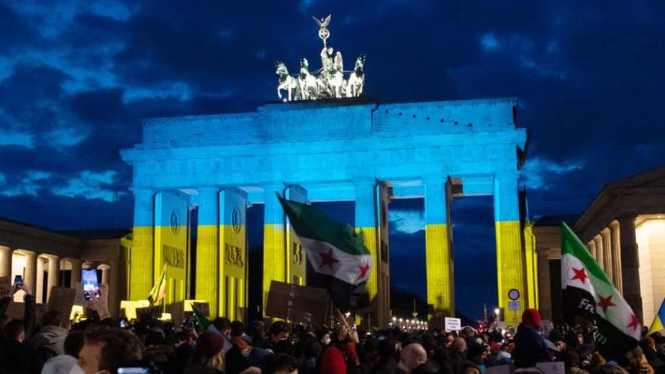 FOTO | Demonstrații anti-război în EUROPA. Mii de oameni pe străzile marilor Capitale 