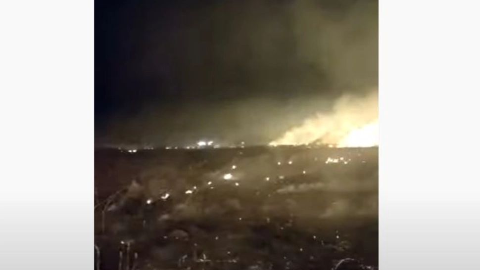 Incendii de proporții în țară, intervenții de urgență - Hectare întregi, distruse